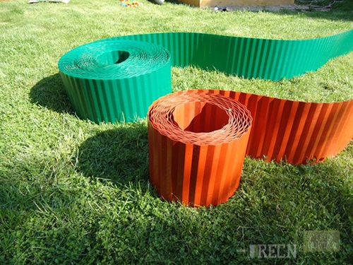 пластиковый