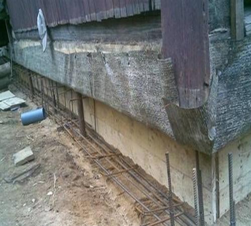 Подвести фундамент под деревянный дом