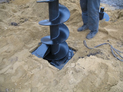 as-is-drilling-well-under-water1