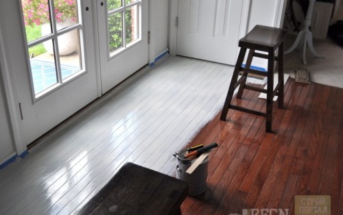 painting-prefinished-hardwood-floor-3