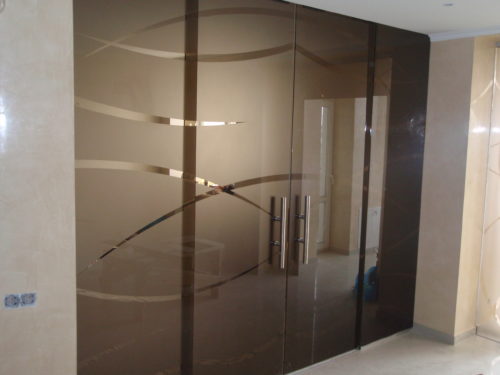 Matted glass partition